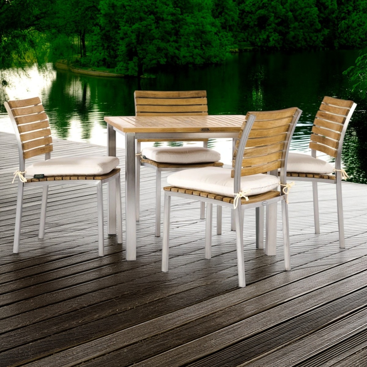 5 pc Vogue Bistro Square Dining Set